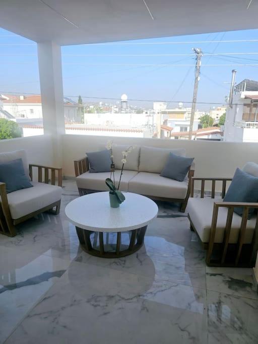 Deluxe Apartment Paphos Eksteriør bilde