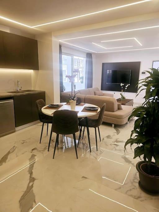 Deluxe Apartment Paphos Eksteriør bilde
